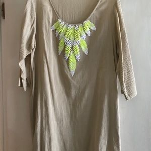 Gorgeous tan with chartreuse and white cover up💚